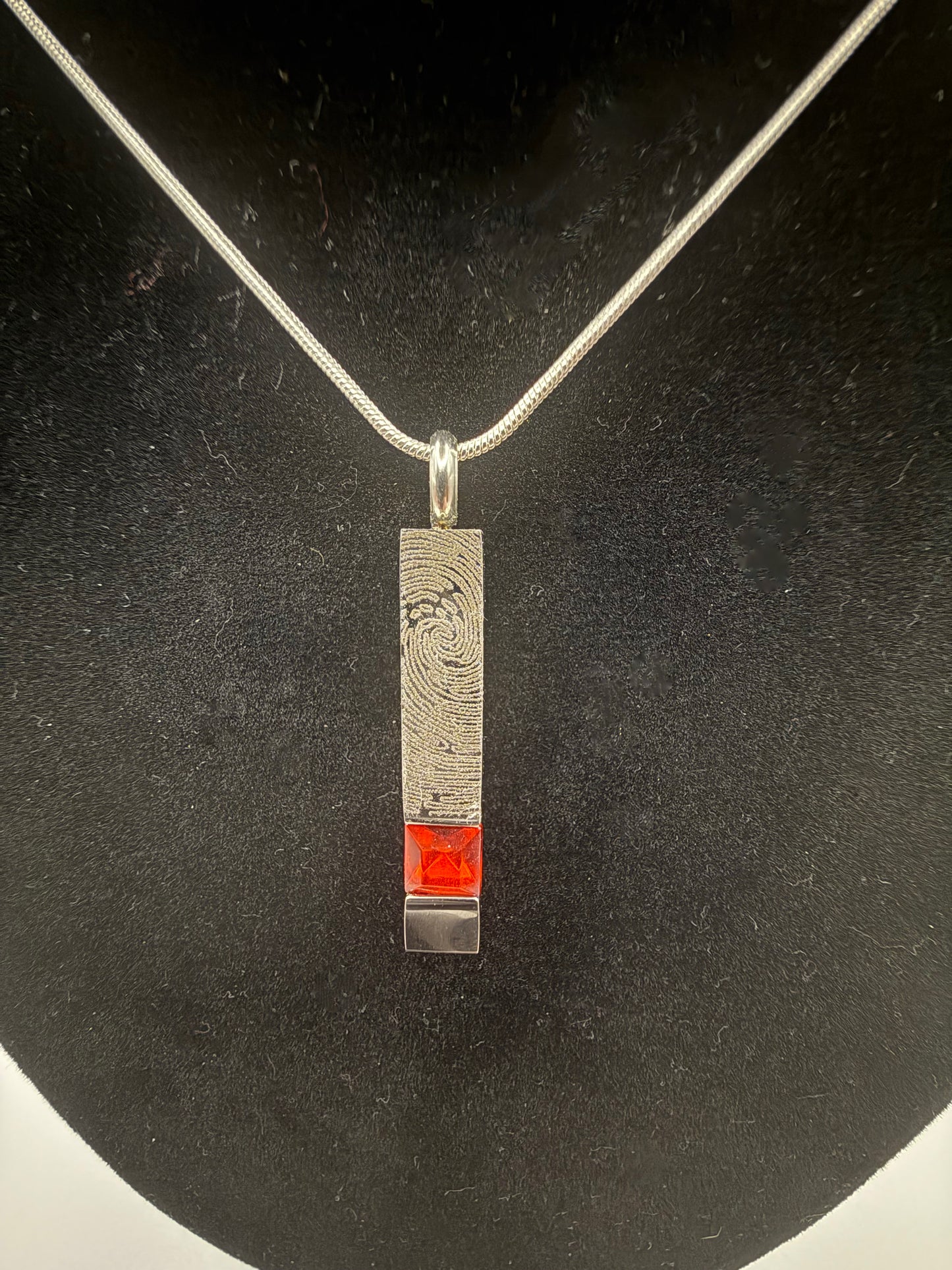 Cremation Urn Necklace – Personalized Memorial Keepsake
