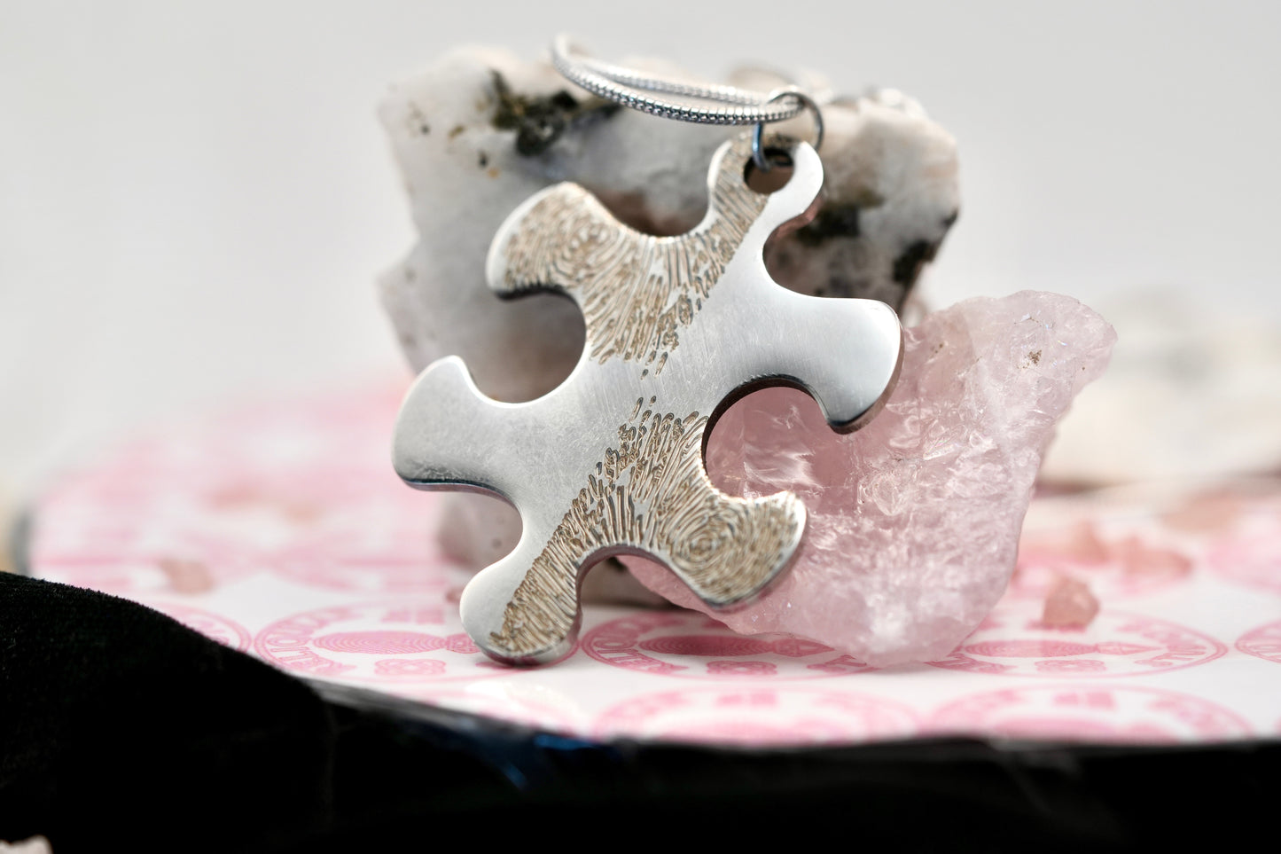 Puzzle Piece Fingerprint Memorial Pendant – Custom Engraved Keepsake Necklace